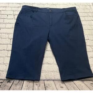 CHAPS WOMENS PLUS SIZE SHORTS‎